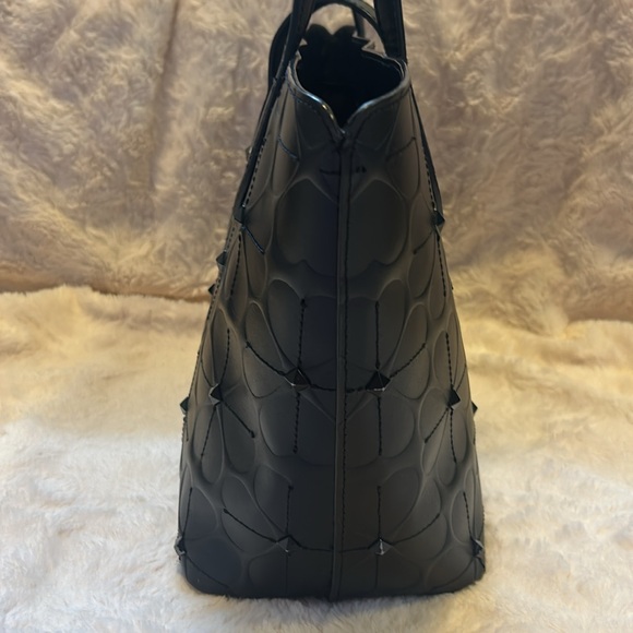 Kate Spade black studded purse - Picture 4 of 6